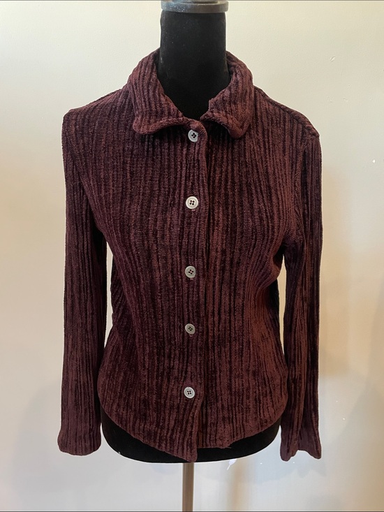 Cynthia Max Tops - Ribbed Button -Front — Deep brown velour blouse petite medium vintage like new